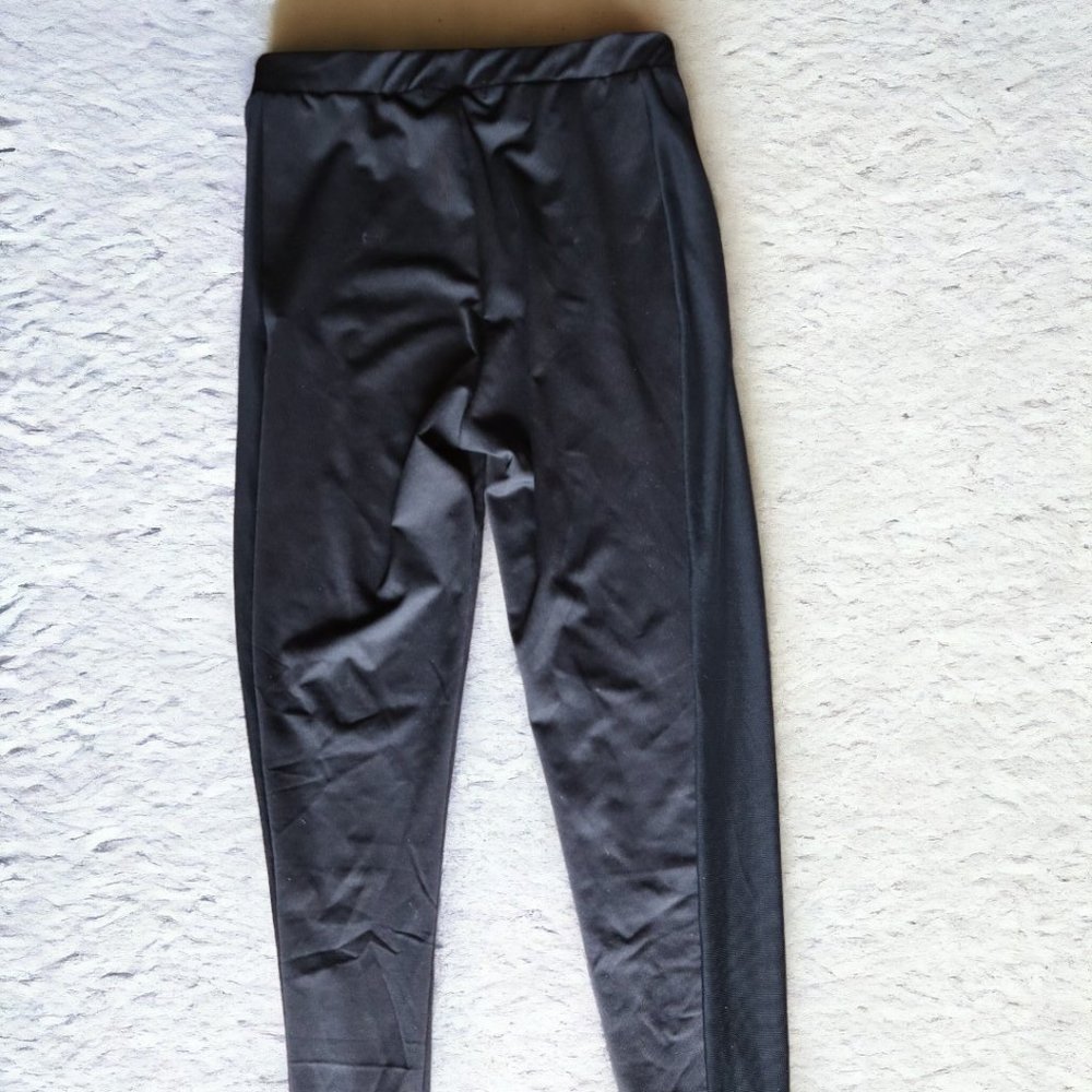 Fashion Nova Black Mesh Side Leggings Size Small